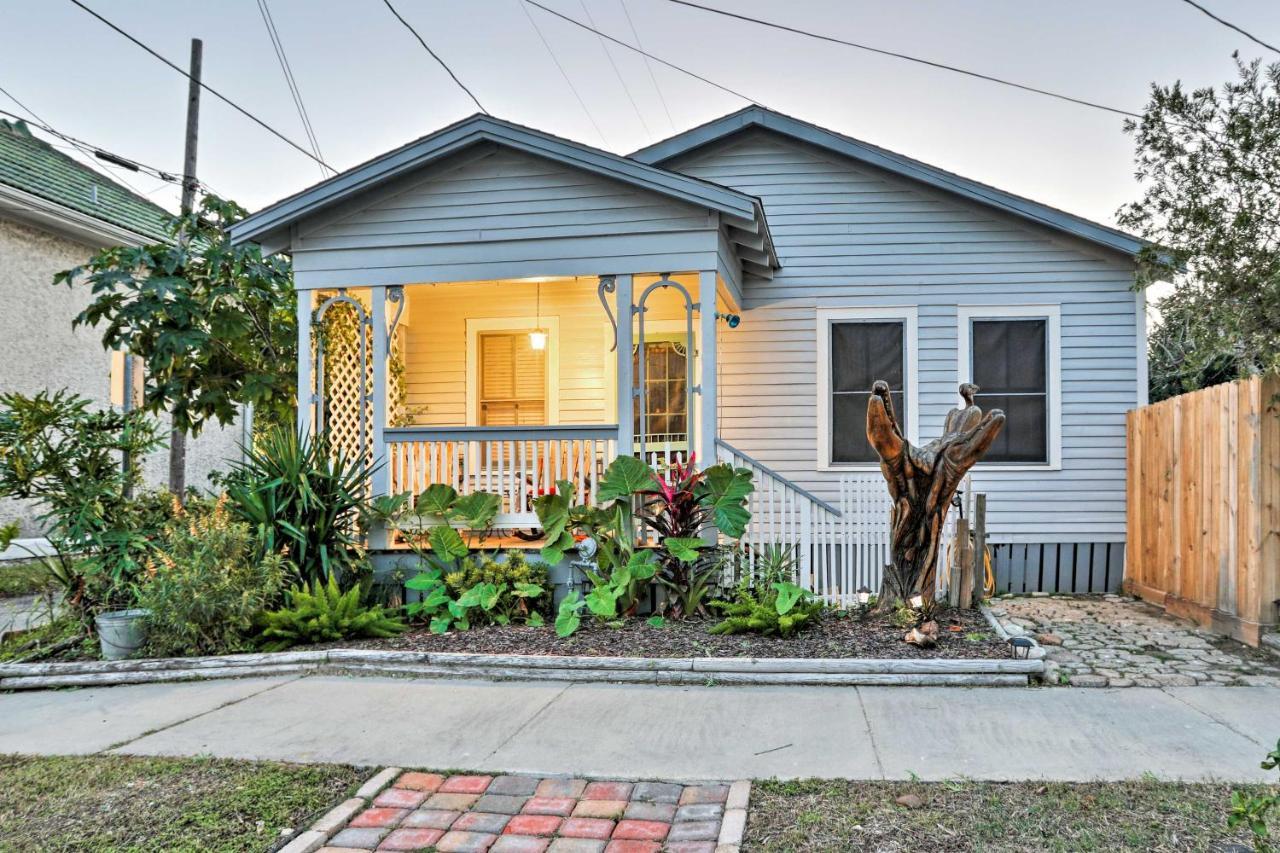 Historic Galveston Home Walkable Neighborhood! Eksteriør billede