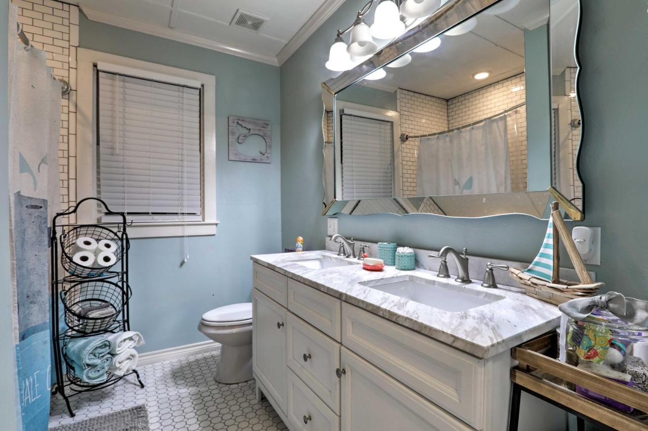 Historic Galveston Home Walkable Neighborhood! Eksteriør billede